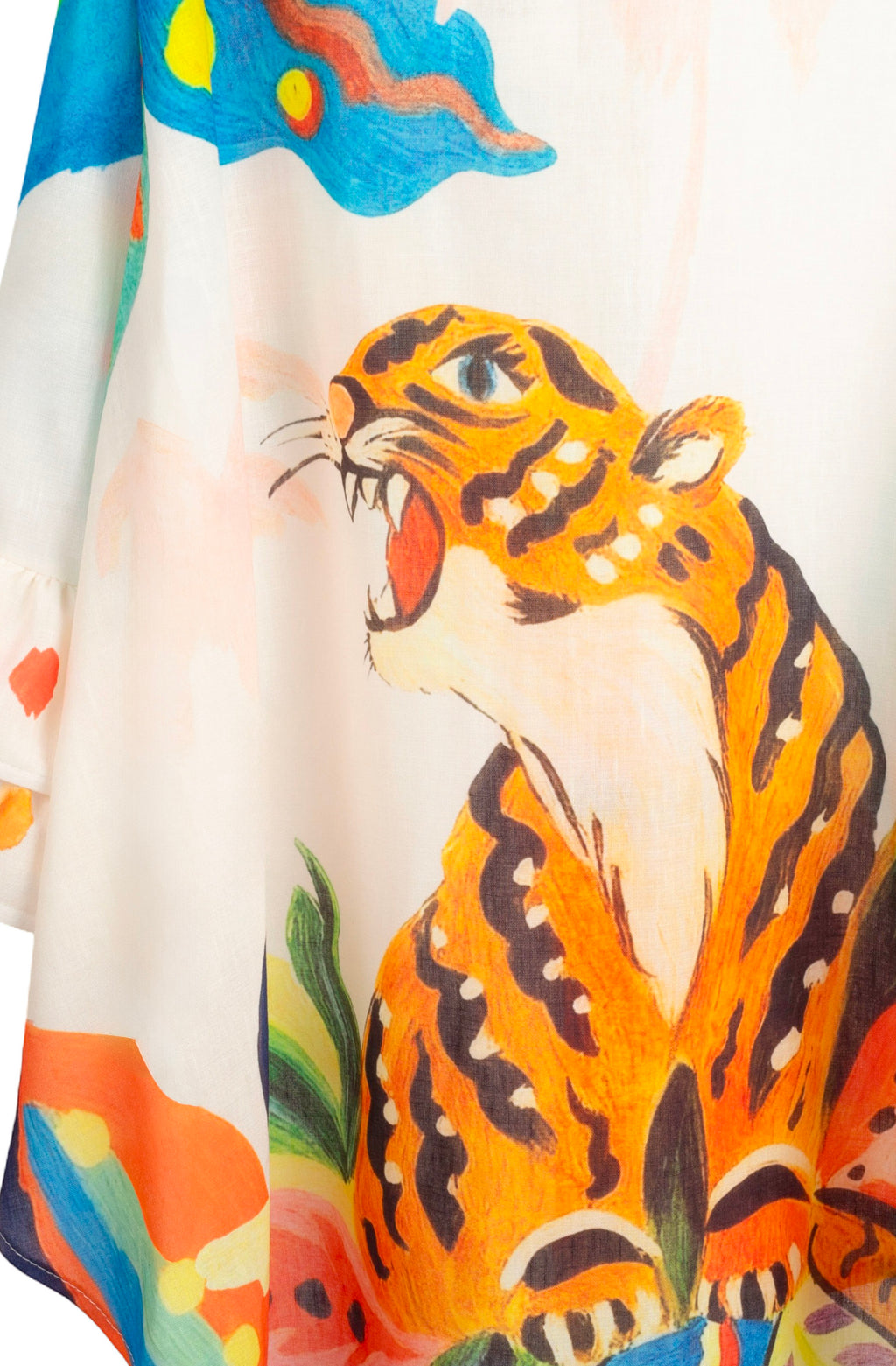 Camisa con tigre en la espalda y volantes en las mangas LKKE