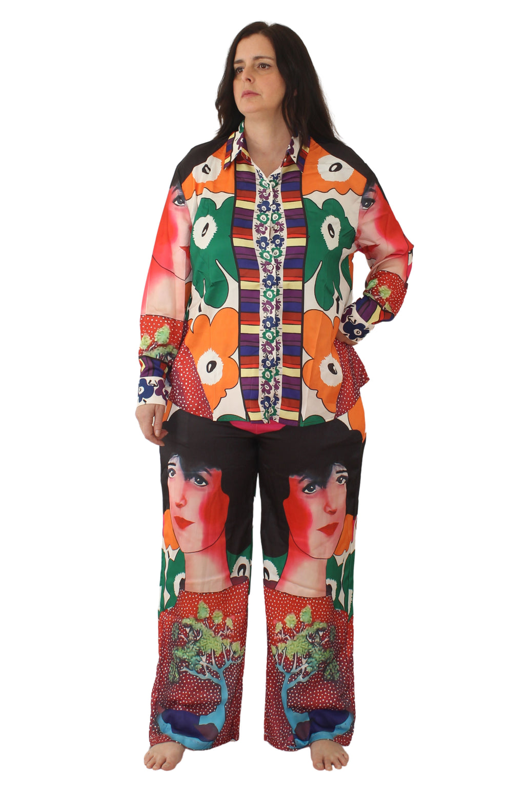 Conjunto de dos piezas de nefelibata con estampado de flores y caras multicolores LYKKE