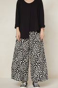 pantalon en micro pana de wendy trendy estampado vaca