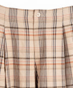 detalle del pantalon de cuadros jot_madrid en tostado