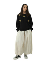 Pantalón globo en beige con detalle de cuerda en el cinturón LYKKE