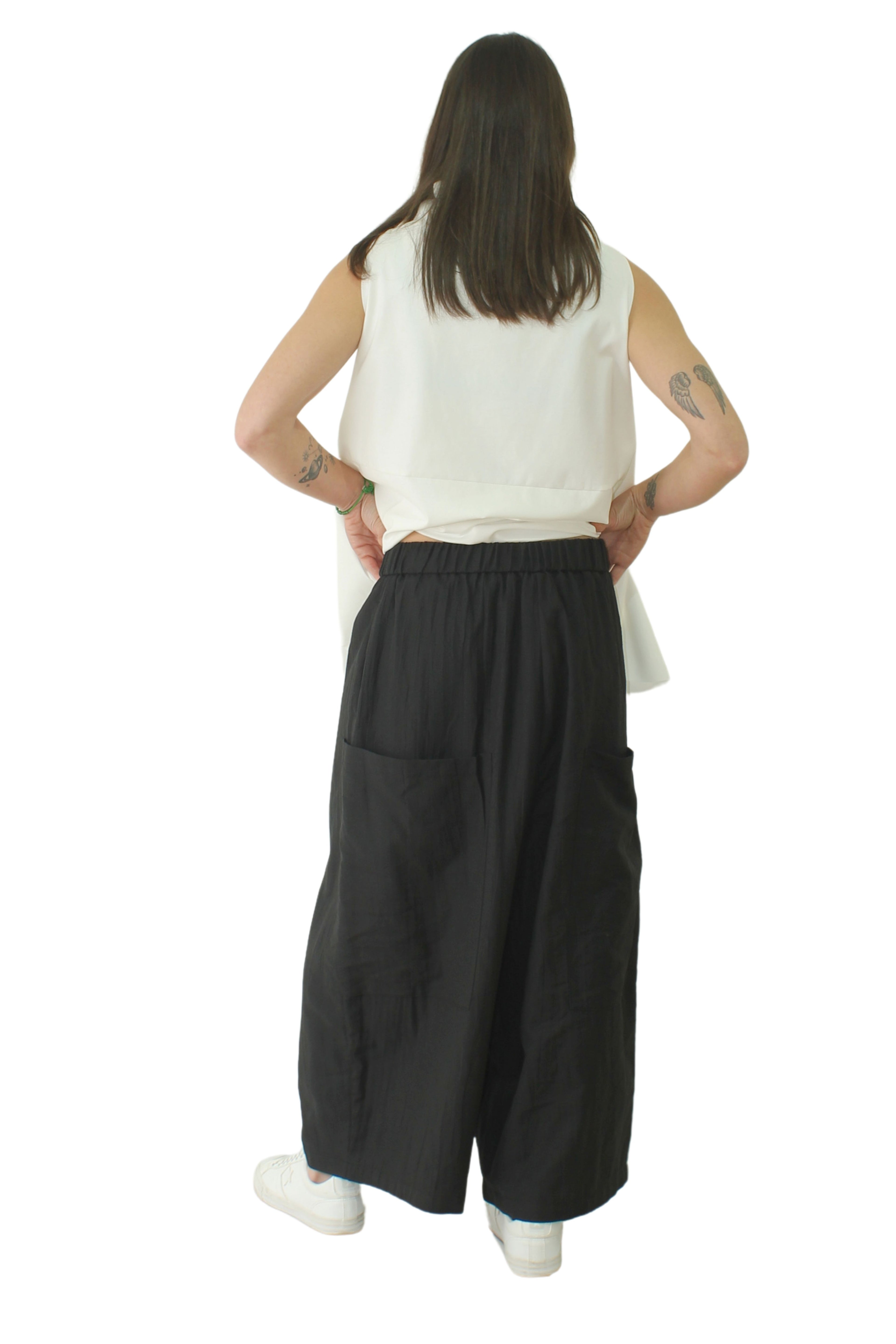 pantalón bolsillos gigantes de Wendy trendy