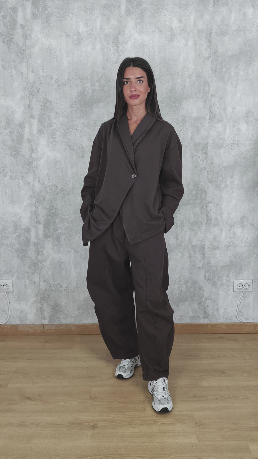 Cargo-Hose Wide Leg Schokobraun Pattentaschen | YOLYKKE
