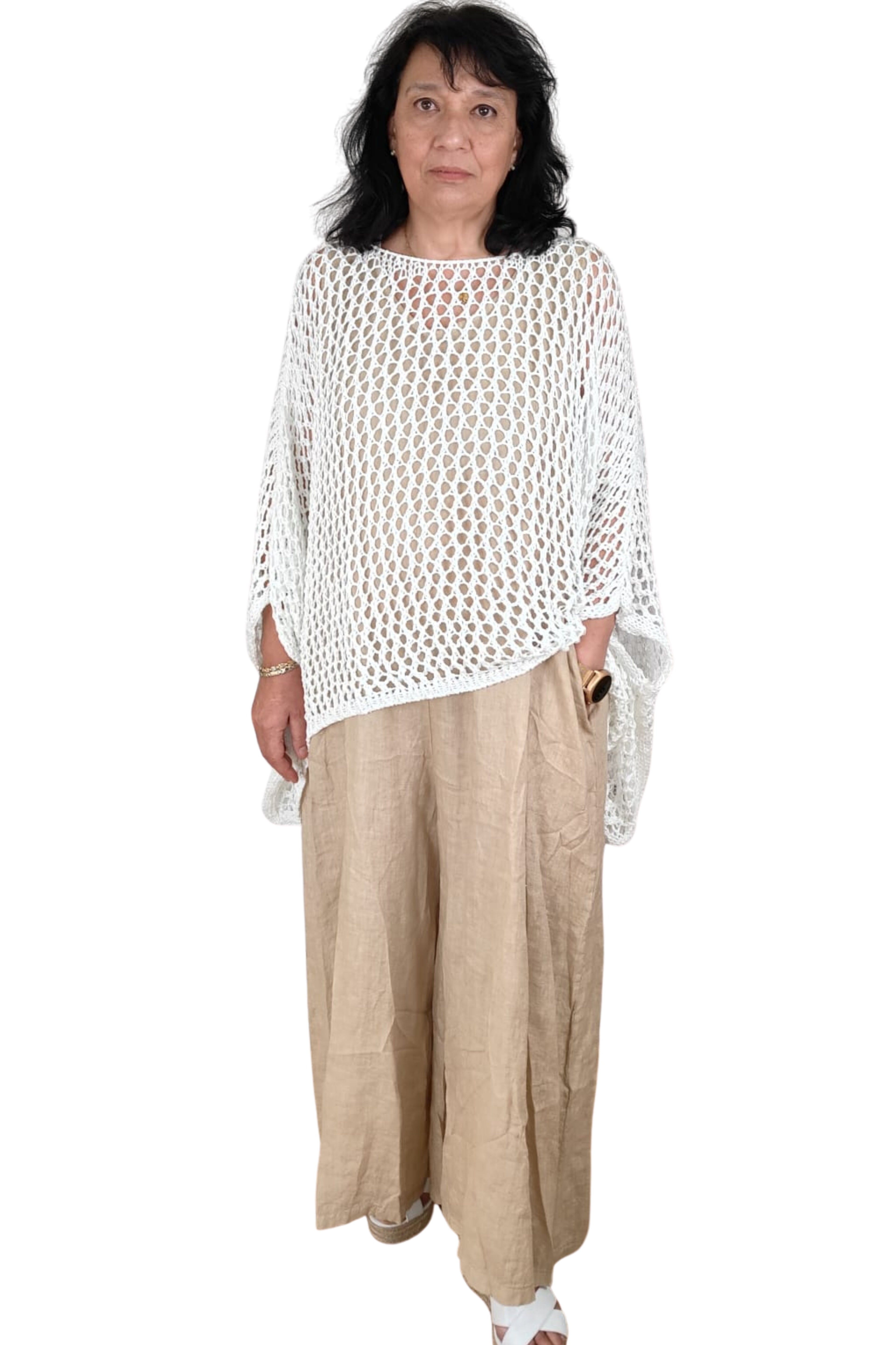 top de jot_madrid en crochet blanco con manga murcielago