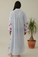 vestido jot_milano con flores bordadas rojas