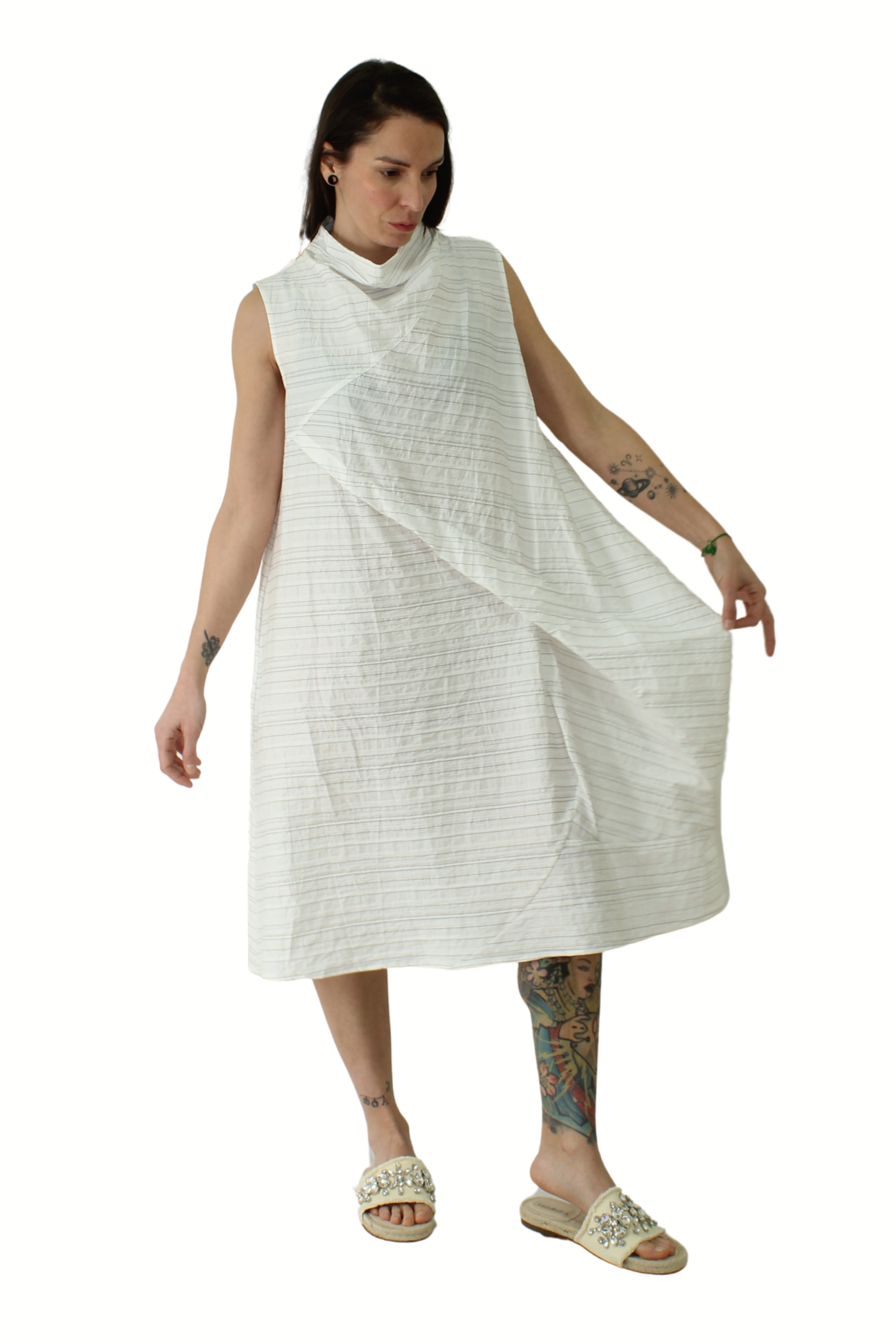 Vestido de algodón de Wendy trendy asimétrico con bolsillos blanco con rayas abierto