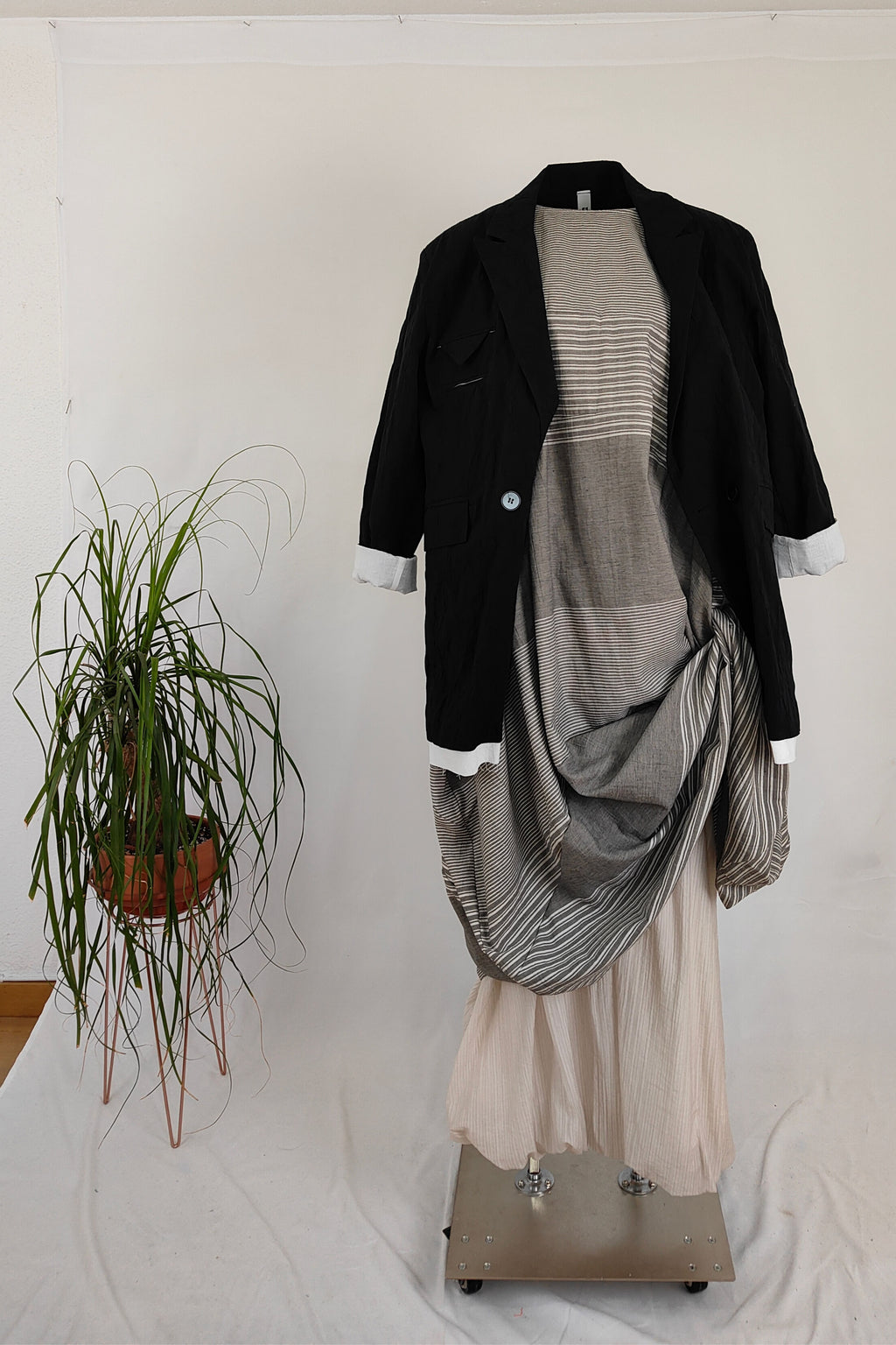 vestido Wendy trendy a rayas tostado tipo globo | YOLYKKE